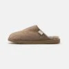 Shepherd Hugo - Pantofole - Stone 2 Shepherd Hugo - Pantofole - Stone -Vendite Lloyd 00d0b84d25584eaf8a1768b1535df50f