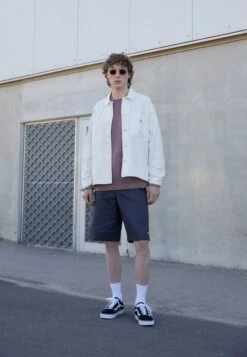 Vans Ua Old Skool Unisex - Sneakers Basse - Black -Vendite Lloyd 0365ae0aa5db41d492f99febea27d72a