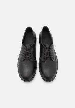 Calvin Klein Derby Stringate ElegantiBlack Uomo Scarpe Eleganti 6CA12M00P-Q11 -Vendite Lloyd 104d352bac0e429f9528270d94118271