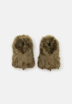 Claw Foot Slipper UnisexPantofoleMulti-Coloured Uomo Pantofole LOW15I009-T11 11 Claw Foot Slipper UnisexPantofoleMulti-Coloured Uomo Pantofole LOW15I009-T11 -Vendite Lloyd 33ace68b2bfc48e886327afe5453c98b