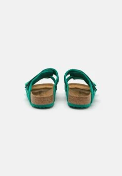 Birkenstock Uji UnisexPantofoleDigital Green Uomo Pantofole BI115G073-M11 10 Birkenstock Uji UnisexPantofoleDigital Green Uomo Pantofole BI115G073-M11 -Vendite Lloyd 38ca18042688496ca84419f095b6d2d8