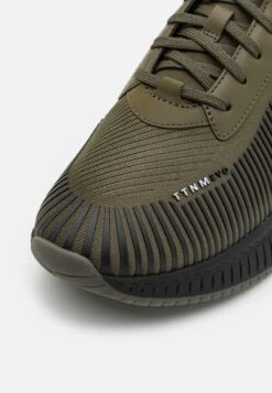 Boss Evo RunnSneakers BasseOliv/Green Uomo Sneaker BB112O0B9-K12 13 Boss Evo RunnSneakers BasseOliv/Green Uomo Sneaker BB112O0B9-K12 -Vendite Lloyd 3bccc22d3346483c889884eff33355a6