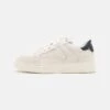 Emporio Armani Sneakers BasseOffwhite/Blue Uomo Sneaker EA812O02O-A11 -Vendite Lloyd 4167f8040b2048c79c74266e6b17339a