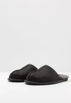 Ugg ScuffPantofoleBlack Uomo Pantofole UG112I00N-Q11 10 Ugg ScuffPantofoleBlack Uomo Pantofole UG112I00N-Q11 -Vendite Lloyd 55568eeb31cd4a09b39169776c6b0127