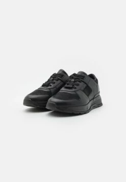 Boss Zac Runn - Sneakers Basse - Black 9 Boss Zac Runn - Sneakers Basse - Black -Vendite Lloyd 5bd85eb40fea4b10a125f764d82e8918
