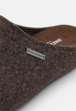 Shepherd JonPantofoleMoro Uomo Pantofole S3012I00Y-O11 13 Shepherd JonPantofoleMoro Uomo Pantofole S3012I00Y-O11 -Vendite Lloyd 622da6d0aa6645239d098a4f17bce625