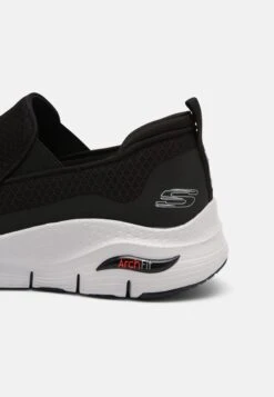 Arch Fit BanlinSneakers BasseBlack Uomo Scarpe Basse SK212O05T-Q11 -Vendite Lloyd 62c603e6de664f1f8c87477af0c653b0