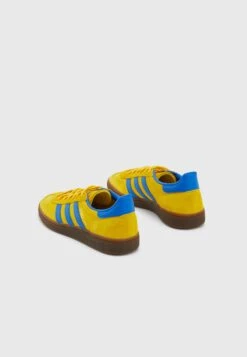 Adidas Originals Handball Spezial Terrace Shoes UnisexSneakers BasseGlow/Blue Uomo Sneaker AD115O0RG-E11 -Vendite Lloyd 696c8f3d719a49e48202dacc6c902e89