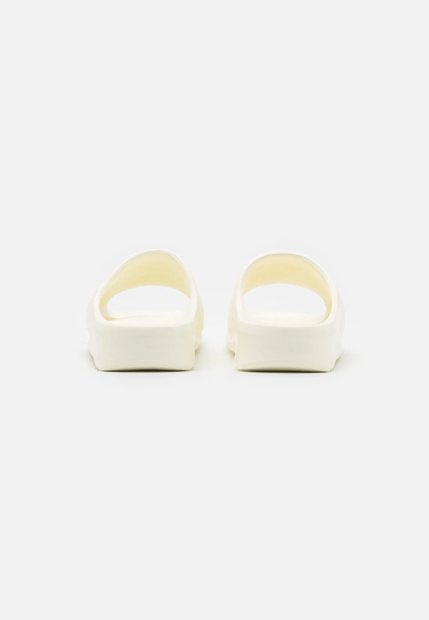 Lacoste Croco 2.0CiabattineOff White/Green Uomo Scarpe Aperte LA212G00Z-A11 5 Lacoste Croco 2.0CiabattineOff White/Green Uomo Scarpe Aperte LA212G00Z-A11 - immagine 3