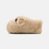 Grizzly Dog Slipper Unisex - Pantofole - Beige 2 Grizzly Dog Slipper Unisex - Pantofole - Beige -Vendite Lloyd 8595c183025d4ae694bc94612231d351