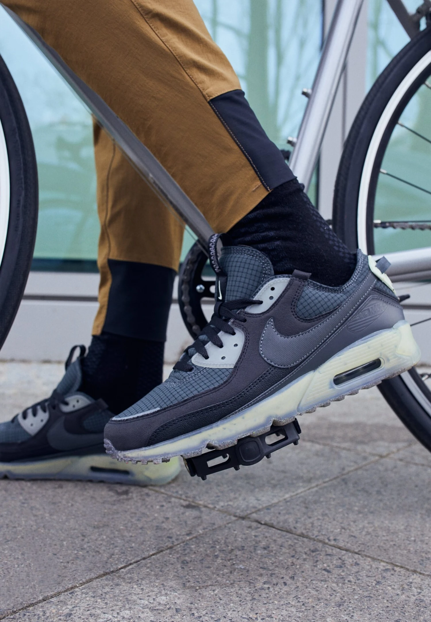 Nike Sportswear Air Max Terrascape 90 UnisexSneakers BasseBlack/Dark Grey/Lime Ice/Anthracite/Dark Smoke Grey Uomo Sneaker NI112O0M1-C11 4 Nike Sportswear Air Max Terrascape 90 UnisexSneakers BasseBlack/Dark Grey/Lime Ice/Anthracite/Dark Smoke Grey Uomo Sneaker NI112O0M1-C11 - immagine 2