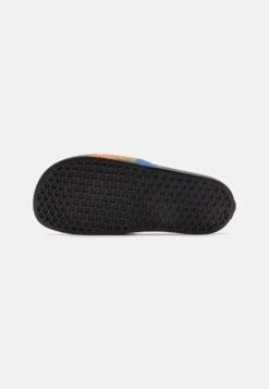 Vans La Costa Slide On UnisexCiabattineRainbow Multi-Coloured/Black Uomo Scarpe Aperte VA215G007-T11 12 Vans La Costa Slide On UnisexCiabattineRainbow Multi-Coloured/Black Uomo Scarpe Aperte VA215G007-T11 -Vendite Lloyd a2aac4ff60e8402fb37a8e6324ea1b2a
