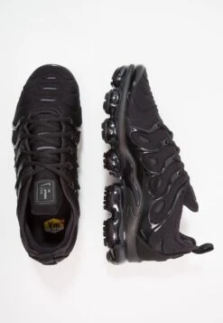 Nike Sportswear Air Vapormax PlusSneakers BasseBlack/Dark Grey Uomo Sneaker NI112O00Q-Q11 9 Nike Sportswear Air Vapormax PlusSneakers BasseBlack/Dark Grey Uomo Sneaker NI112O00Q-Q11 -Vendite Lloyd b4e4a50ec86640cb959313661e9f7516