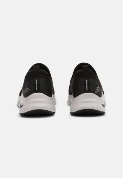 Arch Fit BanlinSneakers BasseBlack Uomo Scarpe Basse SK212O05T-Q11 -Vendite Lloyd b6a52ecb6d10448daff4d19dcd4a6f76