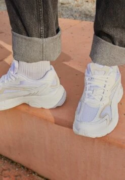 Puma Teveris Nitro Base UnisexSneakers BasseWhite Uomo Sneaker PU115O0J7-A11 -Vendite Lloyd b862966975d0456c9e0d04f5a35e7286