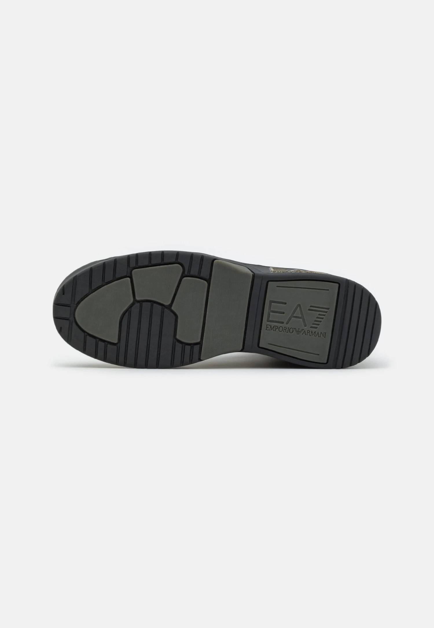 EA7 Emporio Armani New Basket Mid Unisex - Sneakers Alte - Triple Black/Gold 7 EA7 Emporio Armani New Basket Mid Unisex - Sneakers Alte - Triple Black/Gold - immagine 5