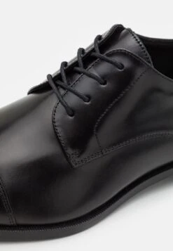 Aldo Callahan FlexStringateBlack Uomo Scarpe Eleganti A0112M04G-Q11 -Vendite Lloyd d53c18912a0d4dd48e3282a63b9aa8da