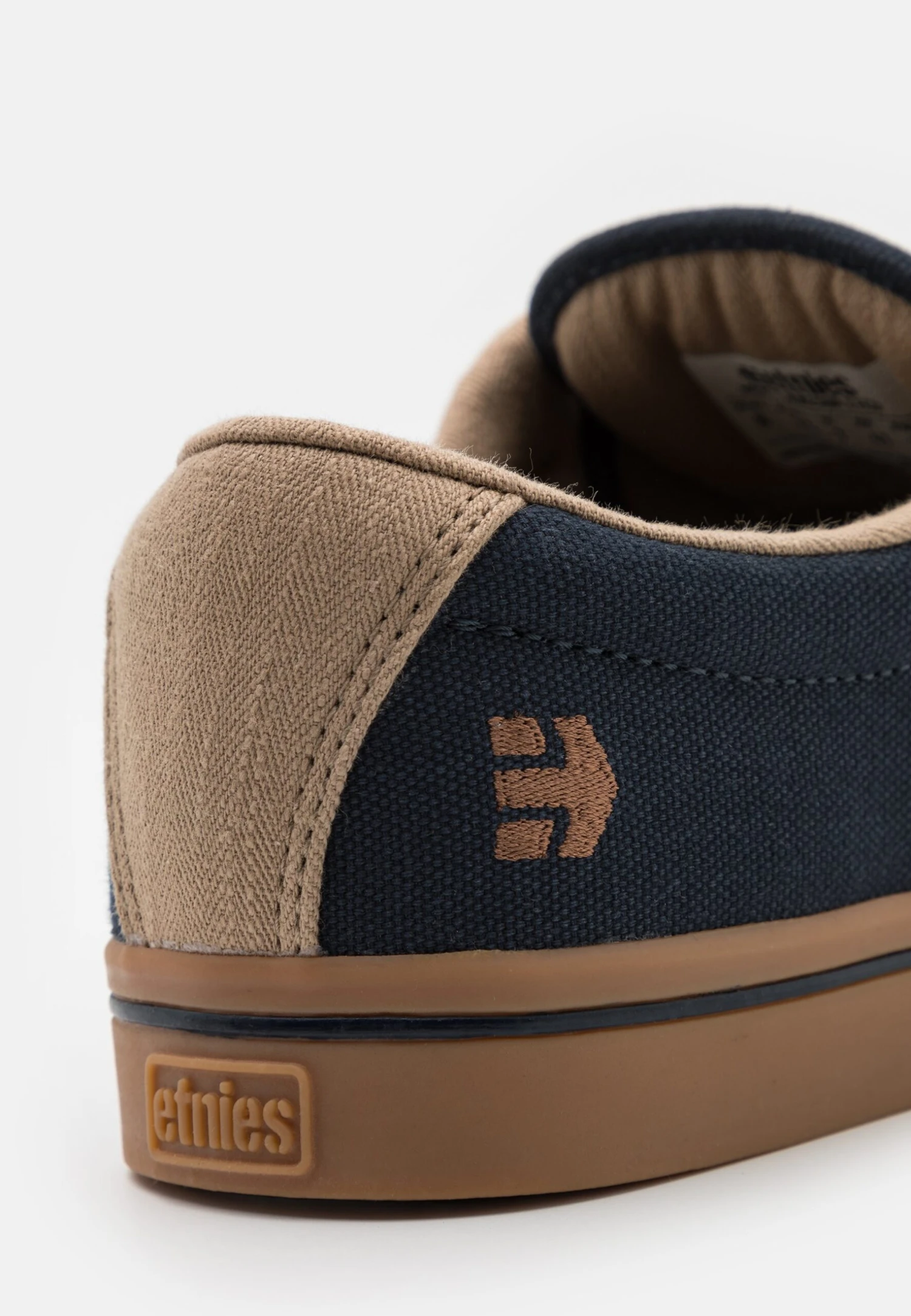 Etnies Jameson EcoScarpe SkateNavy/Gold Uomo Sneaker ET112B00I-K18 8 Etnies Jameson EcoScarpe SkateNavy/Gold Uomo Sneaker ET112B00I-K18 - immagine 6