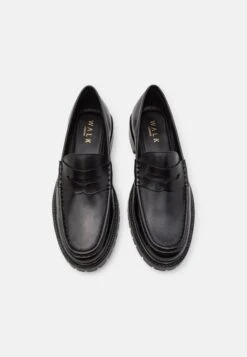 Campus Saddle LoaferScarpe Senza LacciBlack Uomo Scarpe Basse W0212C03P-Q12 -Vendite Lloyd e28cc830fe9146b293ca87e0710f09fa